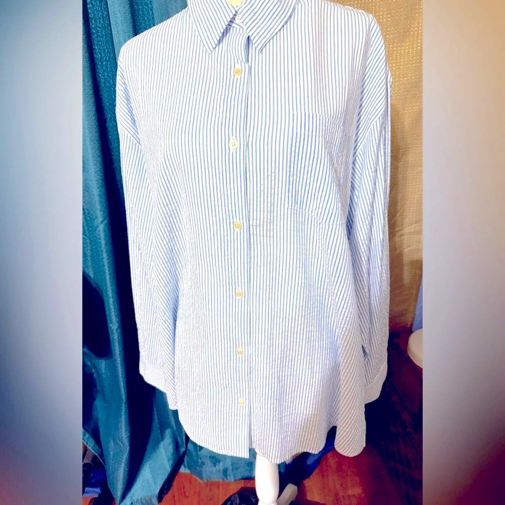 Women’s Coach Blue / White seersucker Button Down Shirt 31 long 26 armpits - Picture 4 of 15